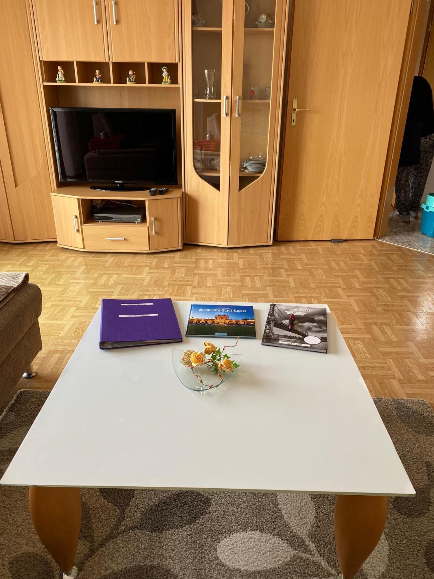 Apartment Mit Blick Auf Herkules Mit Parkplatz Kassel Esterno foto